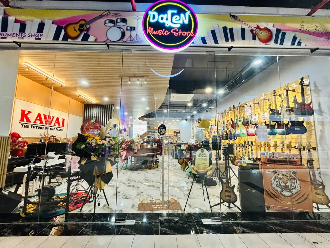 Podium Outlet Grand Opening