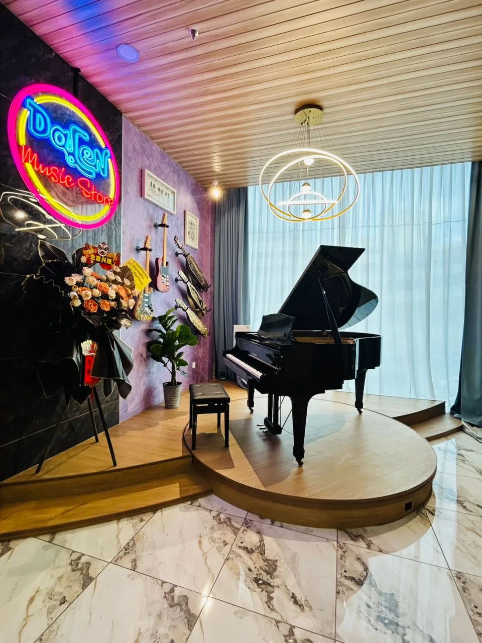 Podium Outlet Grand Opening